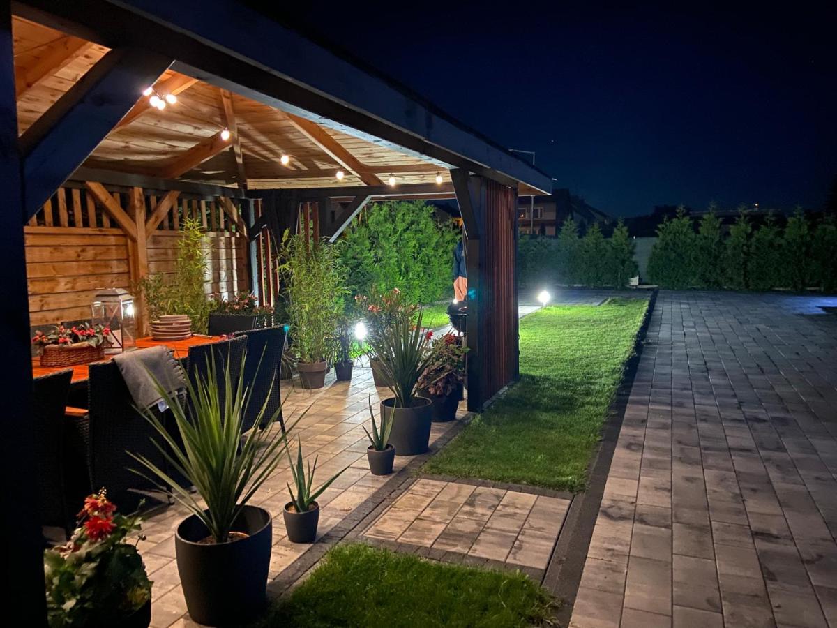 Targowa37 Uniejow Bed & Breakfast Exterior photo